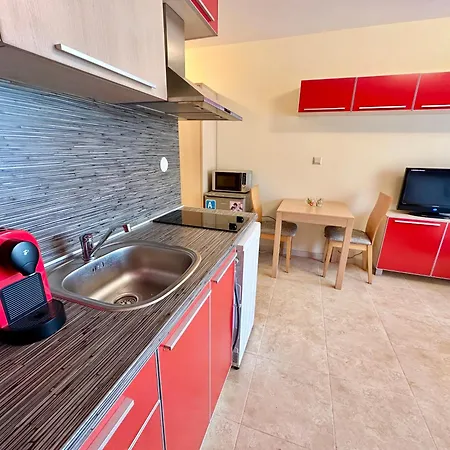 River Park Menada Apartmán *